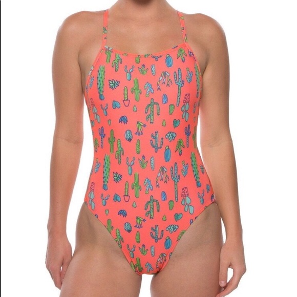 Sold - Picture 3 of 8